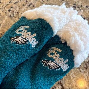 Eagles Footy Slippers (Women’s 6-10)